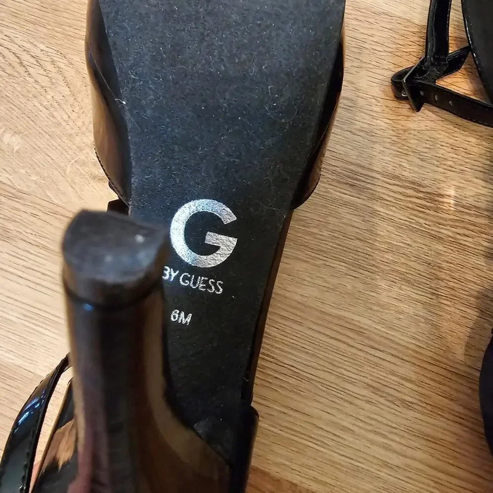 Vtg G by GUESS Black Ruffle Peep Toe Platform Heels Size 8M Ankle Strap Y2K